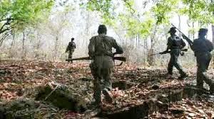 सुकमा में नक्सलियों ने पुलिस मुखबिर होने के संदेह में एक की हत्या की