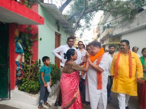 दक्षिण में भाजपा प्रत्याशी सुनील सोनी कर रहे सघन जनसंपर्क दक्षिण में भाजपा प्रत्याशी सुनील सोनी कर रहे सघन जनसंपर्क