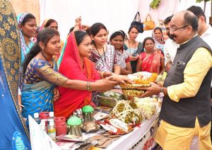 जनजातीय गौरव दिवस बिरसा मुंडा के जीवन संघर्ष और सांस्कृतिक चेतना का प्रतीक : उप मुख्यमंत्री जनजातीय गौरव दिवस बिरसा मुंडा के जीवन संघर्ष और सांस्कृतिक चेतना का प्रतीक : उप मुख्यमंत्री