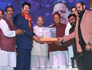 मुख्यमंत्री छत्तीसगढ़ सीमेंट ट्रांसपोर्ट वेलफेयर एसोसिएशन द्वारा आयोजित दीपावली मिलन समारोह में हुए शामिल मुख्यमंत्री छत्तीसगढ़ सीमेंट ट्रांसपोर्ट वेलफेयर एसोसिएशन द्वारा आयोजित दीपावली मिलन समारोह में हुए शामिल