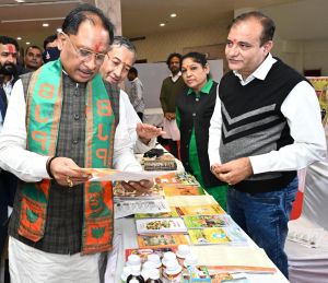  मुख्यमंत्री द्वारा गौशालाओं को प्रति मवेशी दी जाने वाली अनुदान की राशि 25 रुपए से बढ़ा कर 35 रुपए करने की घोषणा