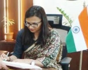  बोगदा पुलिया से डी-मार्ट एवं आरोग्यम हॉस्पिटल से झरोखा बोगदा पुलिया तक मुख्य सड़क मार्ग के दोनों ओर सर्विस रोड किया जाएगा निर्माण