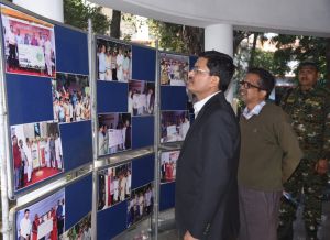 कलेक्टर ने किया विकास प्रदर्शनी का शुभारंभ कलेक्टर ने किया विकास प्रदर्शनी का शुभारंभ