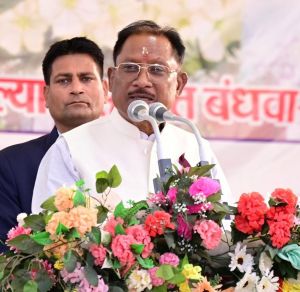 बाबा गुरू घासीदास के संदेशों को अपनाकर राज्य सरकार सबका साथ, सबका विकास के मूलमंत्र पर आगे बढ़ रही है: मुख्यमंत्री श्री साय बाबा गुरू घासीदास के संदेशों को अपनाकर राज्य सरकार सबका साथ, सबका विकास के मूलमंत्र पर आगे बढ़ रही है: मुख्यमंत्री श्री साय