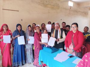 सुशासन के एक साल में श्रमिक भी हुए खुशहाल