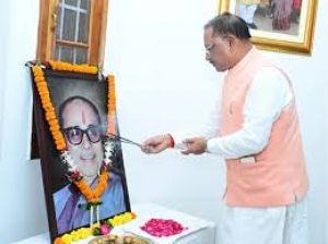 मुख्यमंत्री ने कुशाभाऊ ठाकरे की पुण्यतिथि पर उन्हें किया नमन