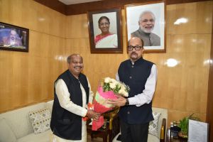  राज्यपाल श्री डेका से विधायकगणों ने सौजन्य भेंट की