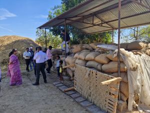  जारी है धान के अवैध संग्रहण के विरुद्ध कार्रवाई का सिलसिला