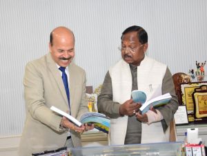   किसानों के लिए उपयोगी है कृषि दर्शिका: कृषि मंत्री श्री नेताम