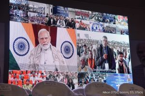  प्रधानमंत्री  नरेन्द्र मोदी ने वर्चुअल माध्यम से हितग्राहियों को संपत्ति कार्ड का किया वितरण