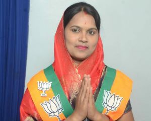 डौंडीलोहारा नगर पंचायत वार्ड नंबर 6 से नेहा उपाध्याय की जीत डौंडीलोहारा नगर पंचायत वार्ड नंबर 6 से नेहा उपाध्याय की जीत