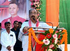 शहरों के चहुंमुखी विकास में स्थानीय निकायों का भरपूर सहयोग करेगी सरकार - अरुण साव शहरों के चहुंमुखी विकास में स्थानीय निकायों का भरपूर सहयोग करेगी सरकार - अरुण साव