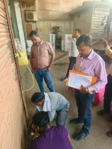 2 बड़े बकायादारों के भवन सीलबंद करने कार्यवाही 2 बड़े बकायादारों के भवन सीलबंद करने कार्यवाही