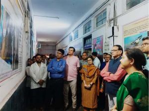 चिकित्सा महाविद्यालय में ऑटोप्सी के विशिष्ट मेडिको लीगल केस पर छायाचित्र प्रदर्शनी का आयोजन चिकित्सा महाविद्यालय में ऑटोप्सी के विशिष्ट मेडिको लीगल केस पर छायाचित्र प्रदर्शनी का आयोजन