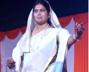  'मां ने नन्हीं अहिल्या को समझाया- तुम पर एक नहीं दो कुल को संवारने की जिम्मेदारी'