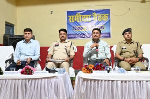 योजनाओं का फायदा लोगों तक पहुंचाने में सरपंचों की अहम भूमिकाः कलेक्टर योजनाओं का फायदा लोगों तक पहुंचाने में सरपंचों की अहम भूमिकाः कलेक्टर