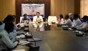 कलेक्टर ने जिला सड़क सुरक्षा समिति की बैठक लेकर जिले में सड़क दुर्घटना के रोकथाम के प्रभावी उपायों के संबंध में की विस्तृत चर्चा कलेक्टर ने जिला सड़क सुरक्षा समिति की बैठक लेकर जिले में सड़क दुर्घटना के रोकथाम के प्रभावी उपायों के संबंध में की विस्तृत चर्चा