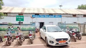 स्कूल में अव्यवस्था: संकुल समन्वयक हटाए गए स्कूल में अव्यवस्था: संकुल समन्वयक हटाए गए