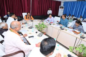 स्वास्थ्य मंत्री की अध्यक्षता में सीसीएम की स्वशासी समिति बैठक संपन्न स्वास्थ्य मंत्री की अध्यक्षता में सीसीएम की स्वशासी समिति बैठक संपन्न