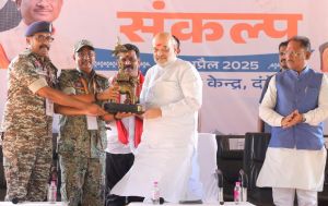  लाल आतंक के अंत में सुरक्षा बलों की भूमिका सराहनीय - केंद्रीय गृह मंत्री