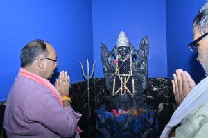 उप मुख्यमंत्री अरुण साव मोहतरा तेली गांव में शनिदेव मंदिर के प्राण प्रतिष्ठा समारोह में हुए शामिल