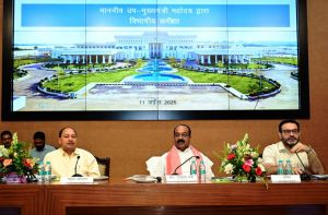 धरातल पर दिखना चाहिए निर्माण कार्यों के परिणाम – अरुण साव धरातल पर दिखना चाहिए निर्माण कार्यों के परिणाम – अरुण साव