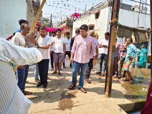 आयुक्त विश्वदीप ने जोरा में अवैध पाटों को तोड़ने किया निर्देशित