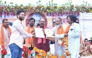  मिनीमाता का पूरा जीवन मानवता एवं जन कल्याण के लिए समर्पित : अरुण साव