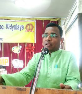 बच्‍चे वही करते हैं, जो पालकों को करते हुए देखते हैं: काले