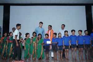  जिला स्तरीय बाल समागम में बच्चों की प्रतिभा का शानदार प्रदर्शन, विधायक ने मलखम्ब प्रतिभागियों को किया सम्मानित