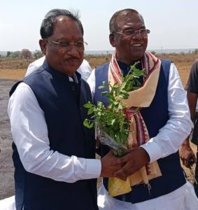 मुख्यमंत्री विष्णुदेव साय का मंडला  हेलीपैड में  किया गया भव्य स्वागत