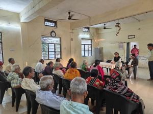  पुलगांव स्थित वृद्धाश्रम में विधिक जागरूकता शिविर आयोजित  किया गया