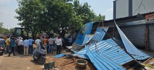 टीम प्रहरी  निगम नगर निवेश  द्वारा मुख्य मार्गो को अतिक्रमण मुक्त करवाकर यातायात सुगम बनाने कार्यवाही