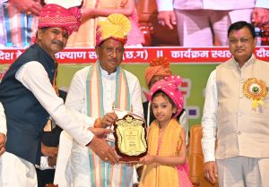 छत्तीसगढ़ के विकास में देवांगन समाज की महत्वपूर्ण भूमिका: मुख्यमंत्री  