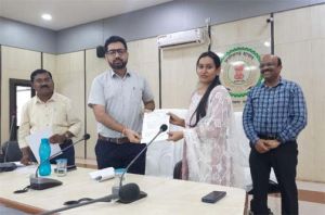  कलेक्टर की मौजूदगी में पूर्णतः पारदर्शी तरीके से हुई अतिशेष शिक्षकों की काउंसिलिंग