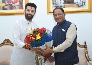  मुख्यमंत्री श्री साय से केन्द्रीय मंत्री चिराग पासवान ने की सौजन्य मुलाकात