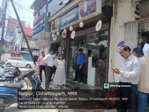  गंदगी फैलाने पर मटन दुकान, अवैध पाटा बनाने पर कपड़ा दुकान सीलबंद  