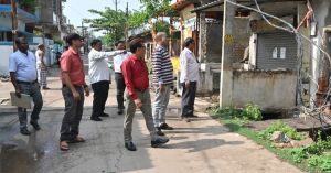 संतोषी पारा में महिला समृद्वि बाजार हेतु 60 दुकानो का सर्वे