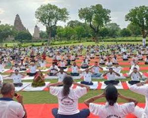    अंतरराष्ट्रीय योग दिवस पर सभी 439 ग्राम पंचायतों में होगा सामूहिक योग, पौधरोपण कर लेंगे जल संरक्षण का संकल्प