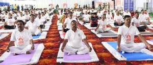 योग एक ऐसी साधना है, जो तन, मन, आत्मा और मस्तिष्क को रखती है संतुलित: कृषि मंत्री रामविचार नेताम