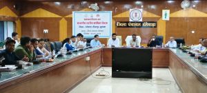  बस्तर संभाग के 3 जिलों की समीक्षा बैठक दंतेवाड़ा में आयोजित