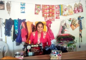 बिहान योजना से मिली नई उड़ान: दुर्गडीह की दिव्यांग जमुना पाटले बनीं लखपति दीदी