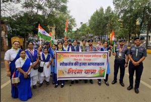  "तिरंगा यात्रा" के माध्यम से लोकतंत्र की चेतना का संचार