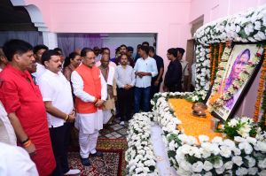  मुख्यमंत्री विष्णु देव साय ने  स्व. बसंती पैंकरा को अर्पित की विनम्र श्रद्धांजलि