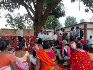  स्व सहायता समूहों को आजीविका मूलक गतिविधियों से जोड़े: श्री भीम सिंह