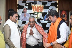  गुरु पूर्णिमा पर डॉ. विवेक शर्मा का सम्मान