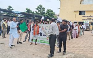  सभापति ने निगम जोन 2 की सफाई अपनाओ बीमारी भगाओ रैली को हरी झंडी दिखाकर किया रवाना