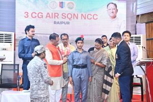  जशपुर के पीएमश्री विद्यालय में अब एनसीसी एयर स्क्वाड्रन शुरू होगी