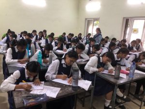  जिला रायपुर में लिया जा रहा है वीकली टेस्ट, मोबाइल ऐप से होगा छात्रों का मूल्यांकन