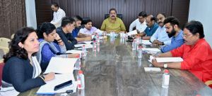 महापौर परिषद की बैठक में विभिन्न कार्य की मिली स्वीकृति महापौर परिषद की बैठक में विभिन्न कार्य की मिली स्वीकृति